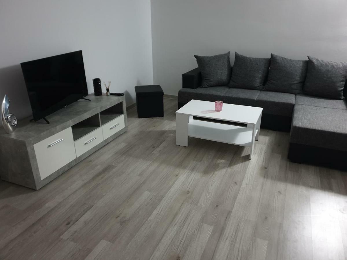 Apartman Luma Baška Voda Zewnętrze zdjęcie