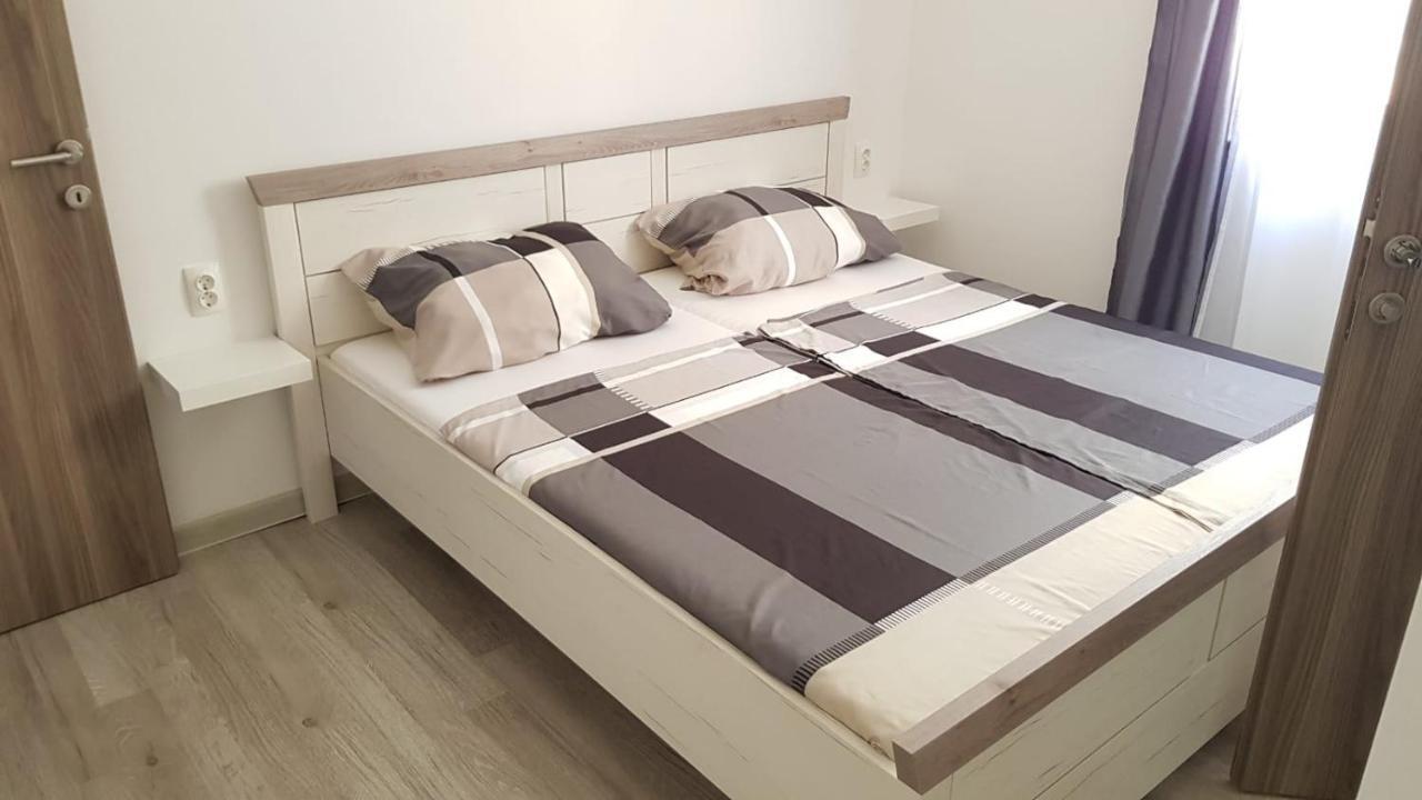 Apartman Luma Baška Voda Zewnętrze zdjęcie